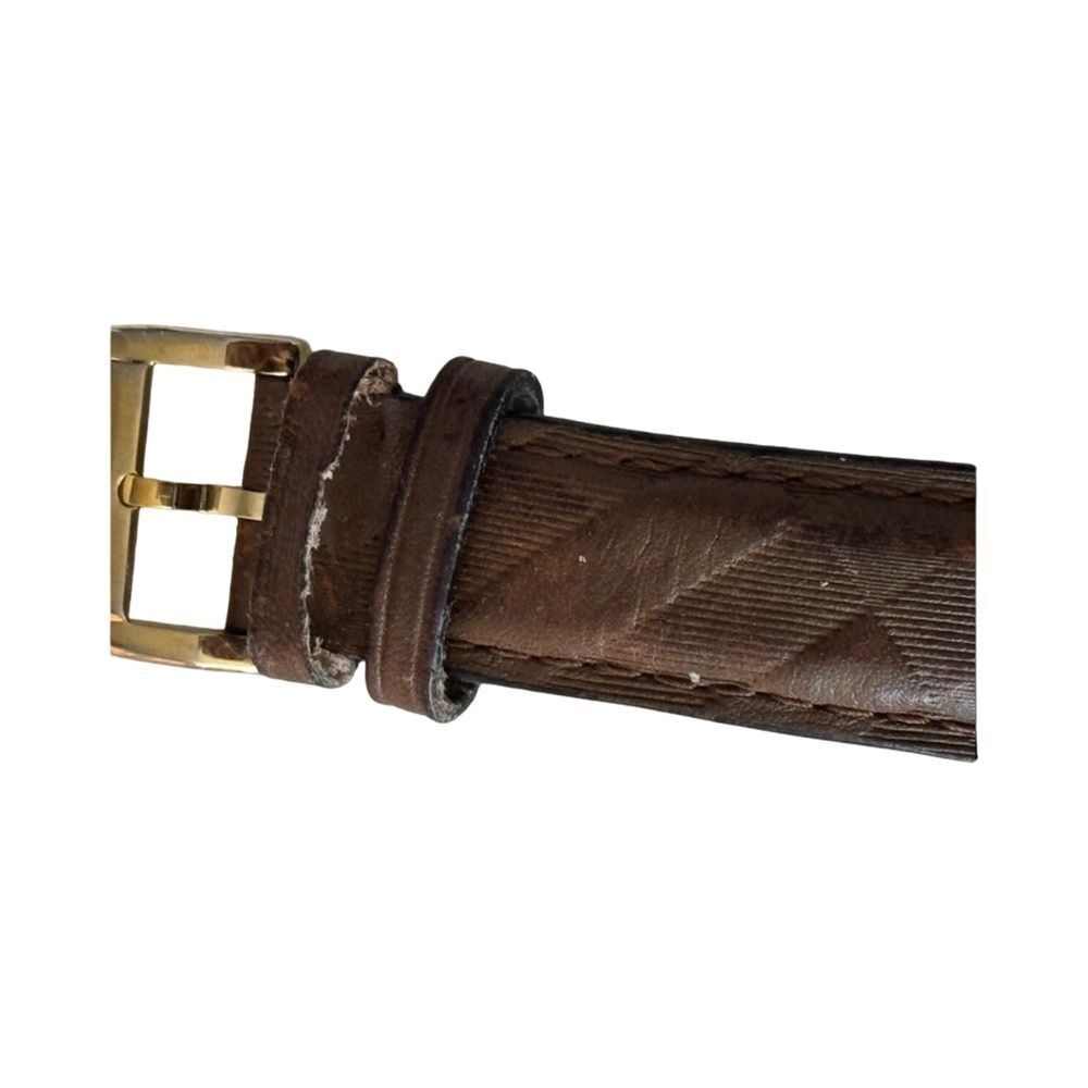BURBERRY THE CITY ROUND CHECK LEATHER WATCH. - Picture 9 of 9